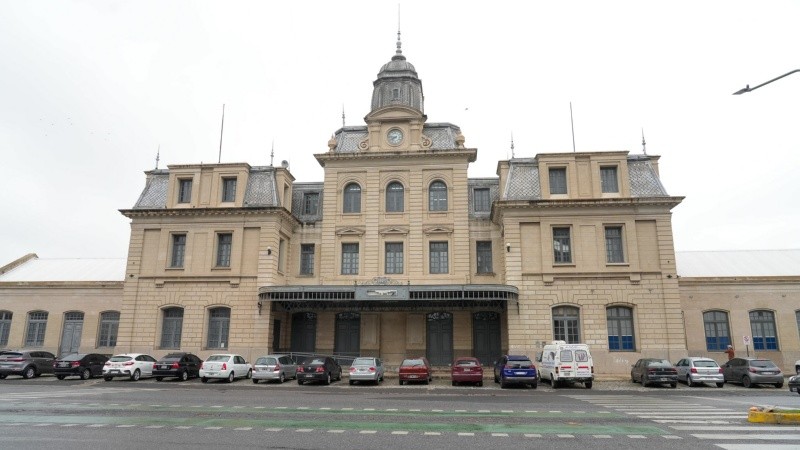 El histórico edificio de la estación Central Córdoba.