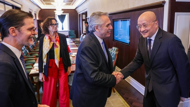 Alberto Fernández en China.