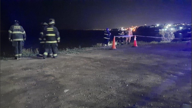 El operativo de la semana pasada en San Lorenzo, donde cayó un coche por motivos que se investigan.