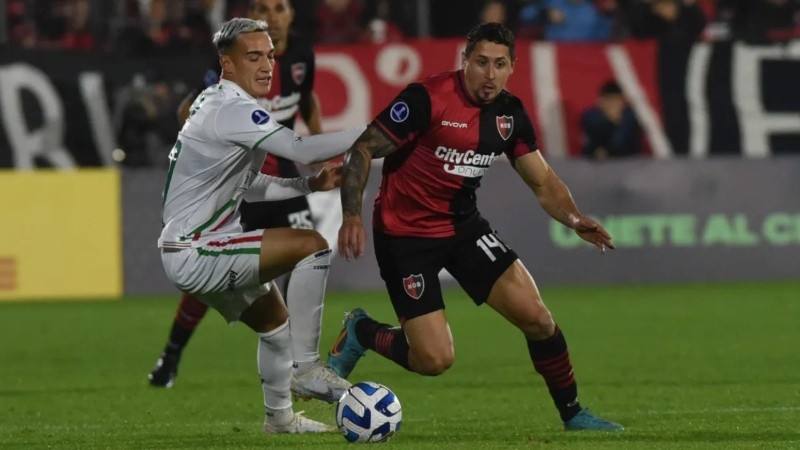 El uruguayo Méndez, pieza clave en el equipo rojinegro