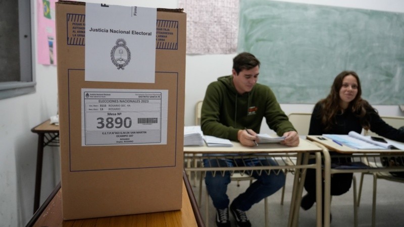 En la página web del tribunal se encuentra el listado de aquellas personas que todavía no se presentaron al cobro y la nómina de Santa fe Servicios habilitados.