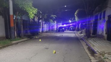 Ramírez al 5800, escenario de un tiroteo en plena madrugada.