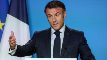 "En 2024, la libertad de las mujeres para abortar será irreversible", escribió Macron en la red social X al hacer el anuncio