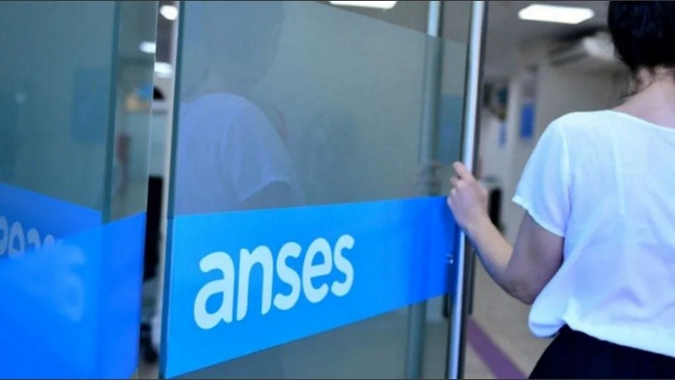 Créditos para trabajadores: cómo y cuándo se podrán solicitar los $400 mil de Anses