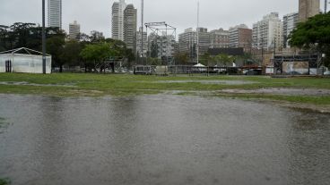 Así estaba este jueves a media mañana el predio donde se montaron las carpas de las distintas colectividades.
