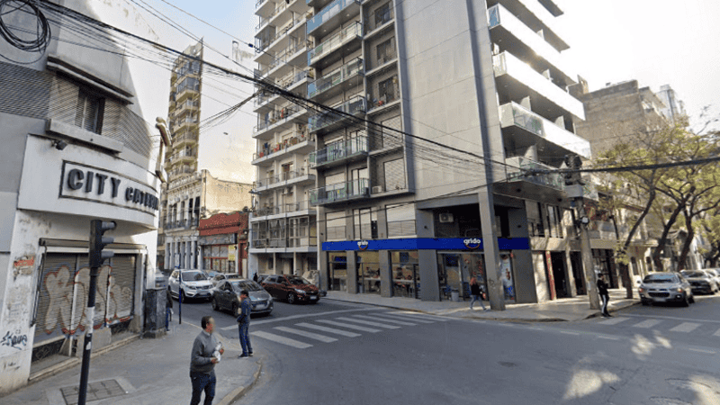 La zona donde el hombre hizo la entrega de dinero.