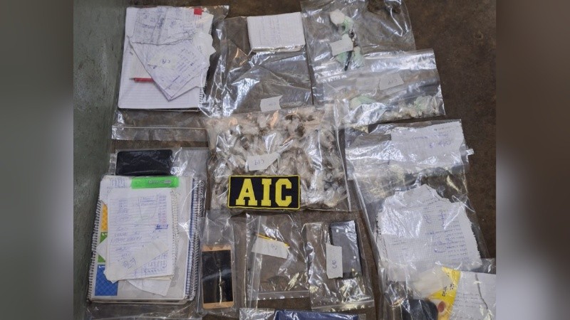 Lo incautado en el pabellón 9 de Piñero.