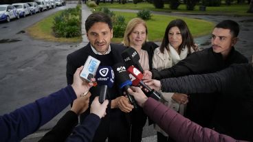 Así llegaban los candidatos para el debate en televisión.