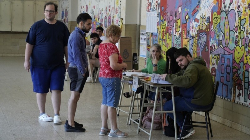 Urnas habilitadas de 8 a 18.