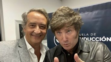 Nicolás Mayoraz junto al presidente Javier Milei