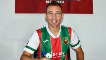 En toda su carrera, Ruben jugó 561 partidos oficiales y marcó 173 goles.