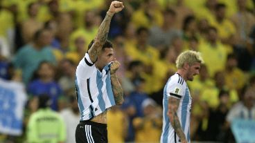 Otamendi festeja su histórico gol en el Maracaná