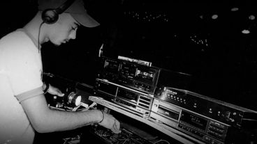 Imagen de la serie documental "Rosario Sonora".