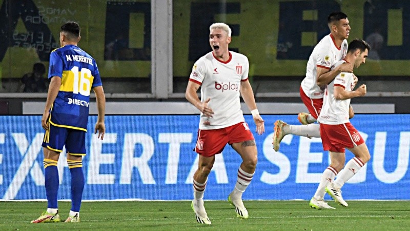El conjunto platense celebró en el estadio Mario Kempes.