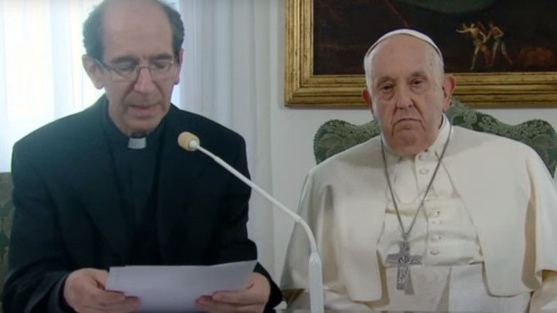 Monseñor Paolo Braida junto al Papa Francisco.
