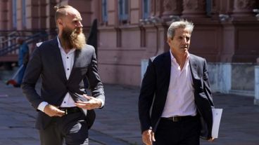 Caputo hizo anuncios este martes y prepara proyectos para enviar al Congreso.