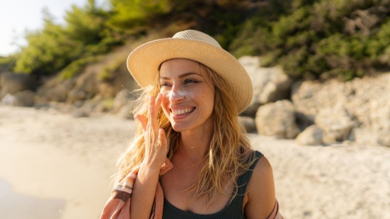 Los niveles de la radiación ultravioleta son mucho mayores en verano.