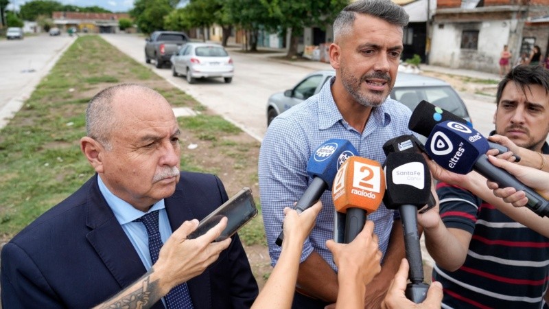 Omar Pereira y Franco Carbone dieron una conferencia de prensa desde Necochea al 3500.
