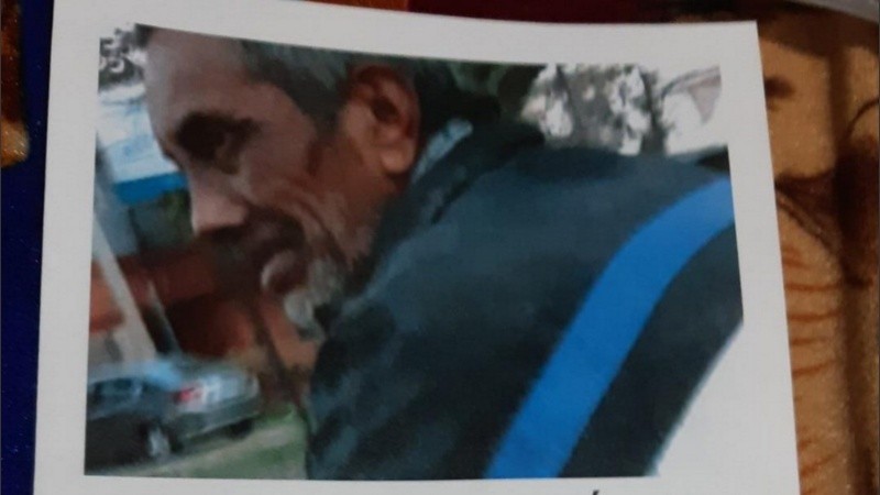 Uno de los panfletos que la familia de Ledesma dejó en Funes en las semanas posteriores a su desaparición.