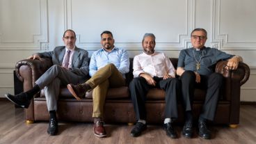 De izquierda a derecha: el rabino Iugt, el pastor Sensini, Merchán y monseñor Martin.