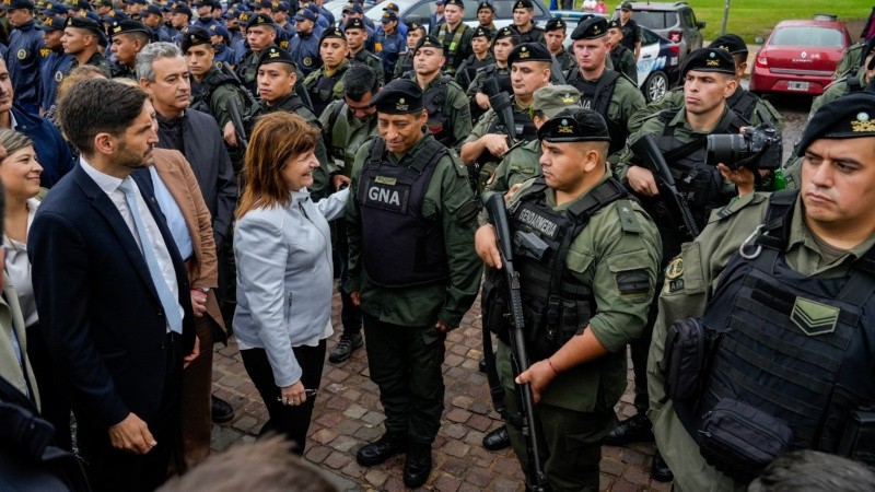 Bullrich este lunes en Rosario con la presentación del Plan Bandera.