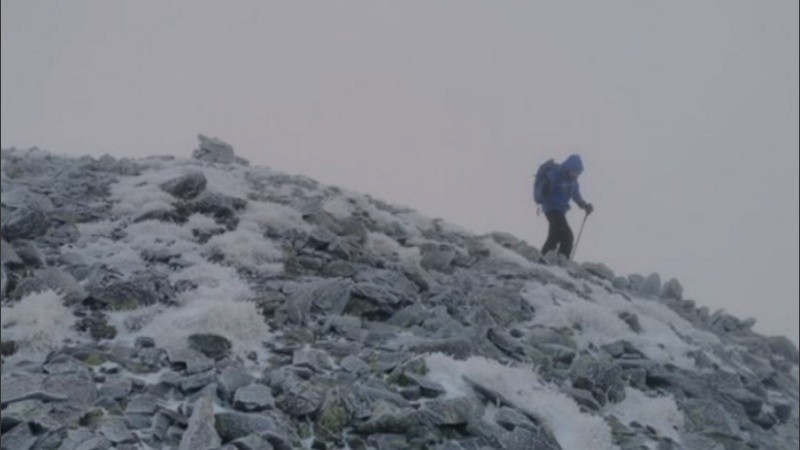  El debate fue promovido a partir de los múltiples rescates producidos en zonas rurales, de personas que se extraviaron o sufrieron accidentes mientras practicaban senderismo.