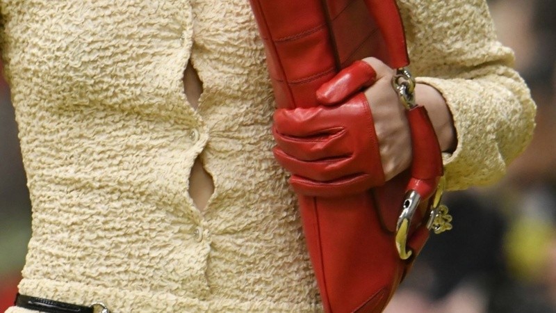 Un tono que irradia elegancia y sobriedad.