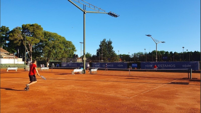 La cancha designada en el complejo del Jockey Club para recibir la Copa Davis.