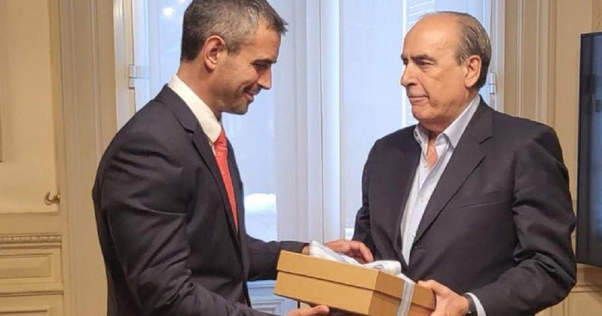 Milei envió al Congreso la "ley ómnibus" para reformar el Estado ...