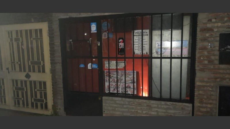 Epicentro de violencia. El almacén atacado en Grandoli y Lola Mora.