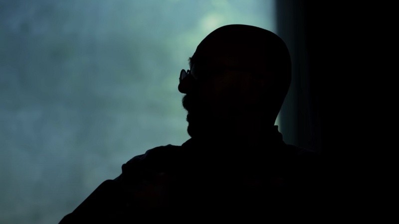 Carlos Solari: “No me gusta que me vean así. Me retiré de un escenario porque nunca me gustaron los rockeros viejos