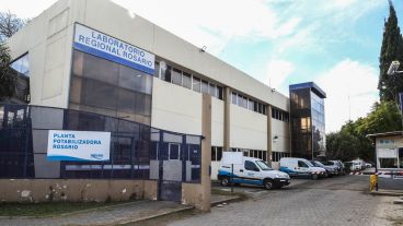 "Todos los santafesinos pagamos para sostener a Aguas Santafesinas”, sostuvo.