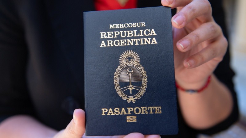 El nuevo pasaporte express pasará de 70 mil a 125 mil pesos.