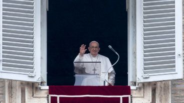"Tenemos que educar para la paz". reclamó Francisco.