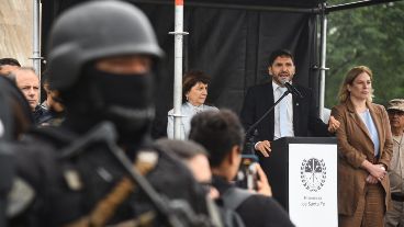 Pullaro y Bullrich durante el lanzamiento del plan Bandera en Rosario.