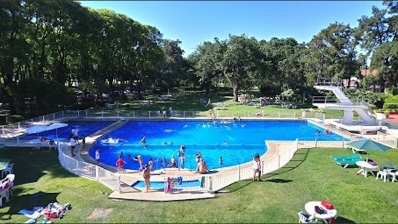 La pileta La Dulce del Jockey de Rosario, donde murió un niño de 10 años el martes 2 de enero.
