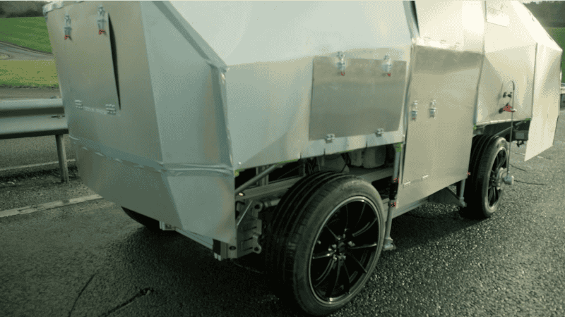 Este es el único vehículo autónomo de reparación de este tipo en el mundo.