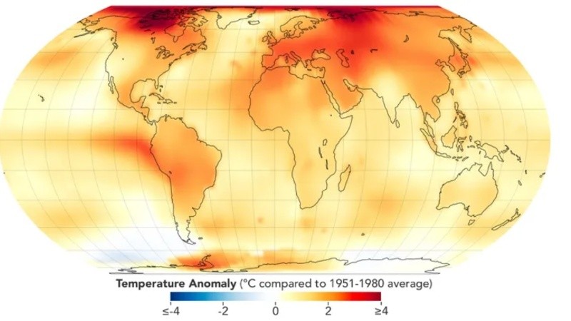 En mayo de 2023, el océano pasó de La Niña a El Niño, lo que a menudo coincide con los años más calurosos en los registros.