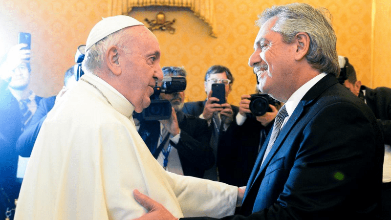 Durante su mandato, de 2019 a 2023, Fernández visitó al Papa dos veces: en 2020 y en 2021.