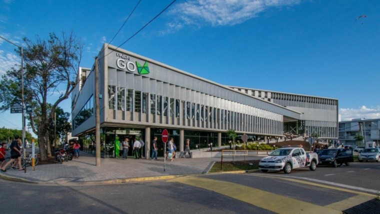 Micro Go cortó cintas en el nuevo shopping de Baigorria: cómo es y qué planes tienen
