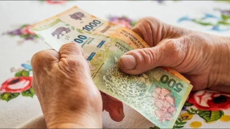 Las jubilaciones de Anses subirán 11% en mayo: en cuánto queda la mínima