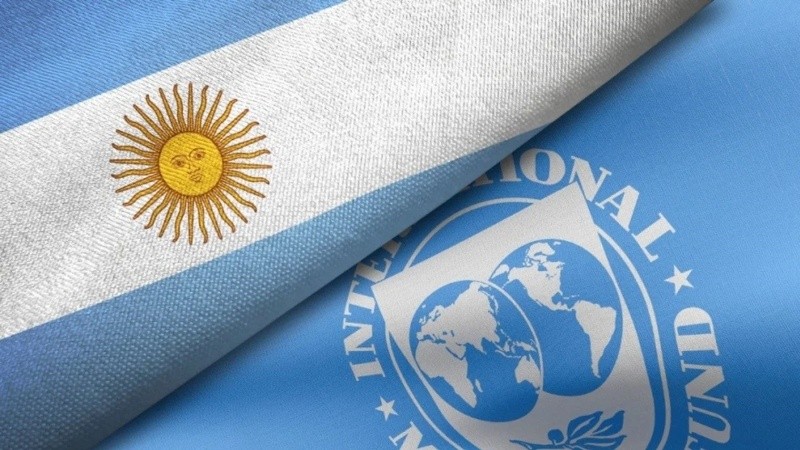 Argentina deberá pagarle 2.800 millones de dólares al FMI el 31 de enero próximo.