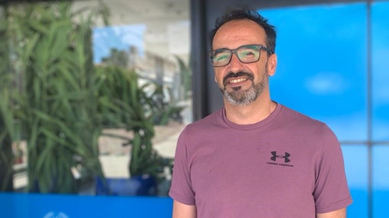 Enrique Gabenara, nuevo director del Cultural Fontanarrosa