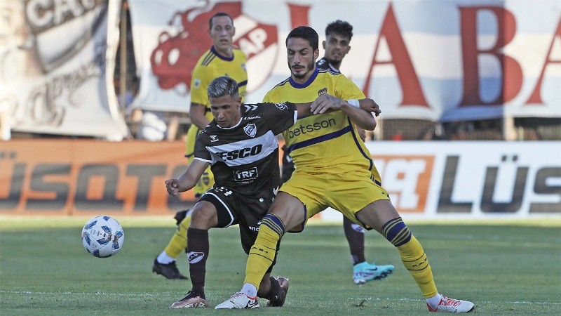 Debutó  en Boca el ex Newell's Cristian Lema.