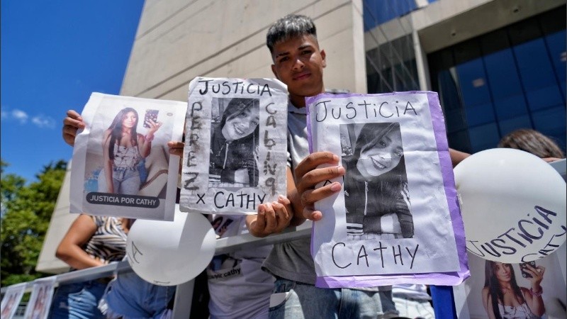 “Cuando le preguntan al detenido sobre esta tercera persona no contesta. No dice la verdad, mintió en todo momento”.