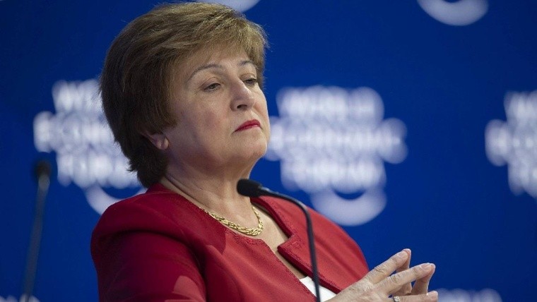 El FMI le da más tiempo a Milei y aplaza por dos meses la revisión final: qué se espera