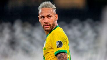 Neymar sufrió la rotura del ligamento del ligamento cruzado y del menisco de la rodilla izquierda el 17 de octubre del año pasado.