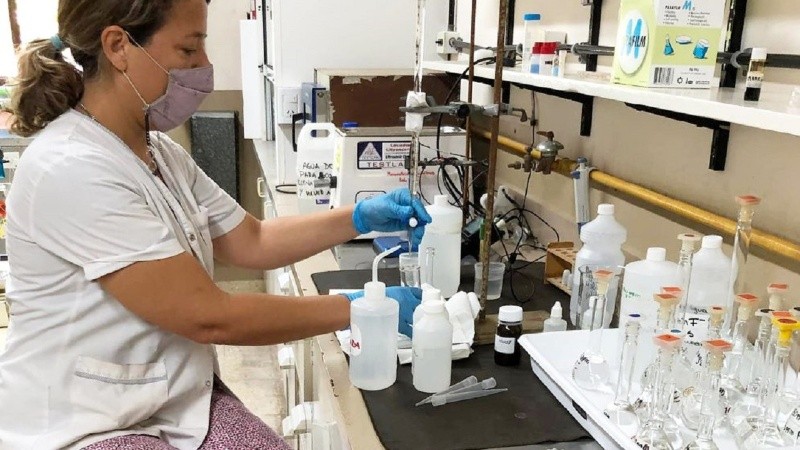 Los investigadores remarcaron la importancia de preservar la salud cutánea durante todo el año, especialmente en la temporada estival.