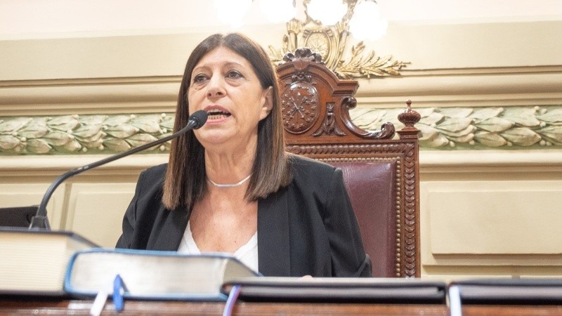 Clara García, presidenta de la Cámara de Diputados de Santa Fe.