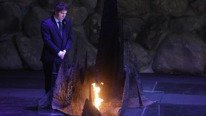 Milei dijo que dio desde Jerusalén la orden de que sus diputados regresaran a comisión la ley de Bases.